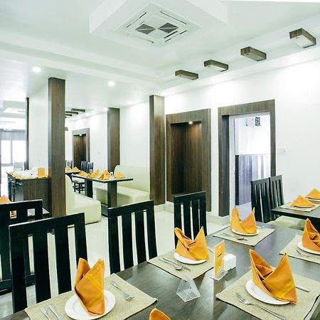 Oyo 11474 Gangaur Regency Boutique Hotel Káthmándú Exteriér fotografie