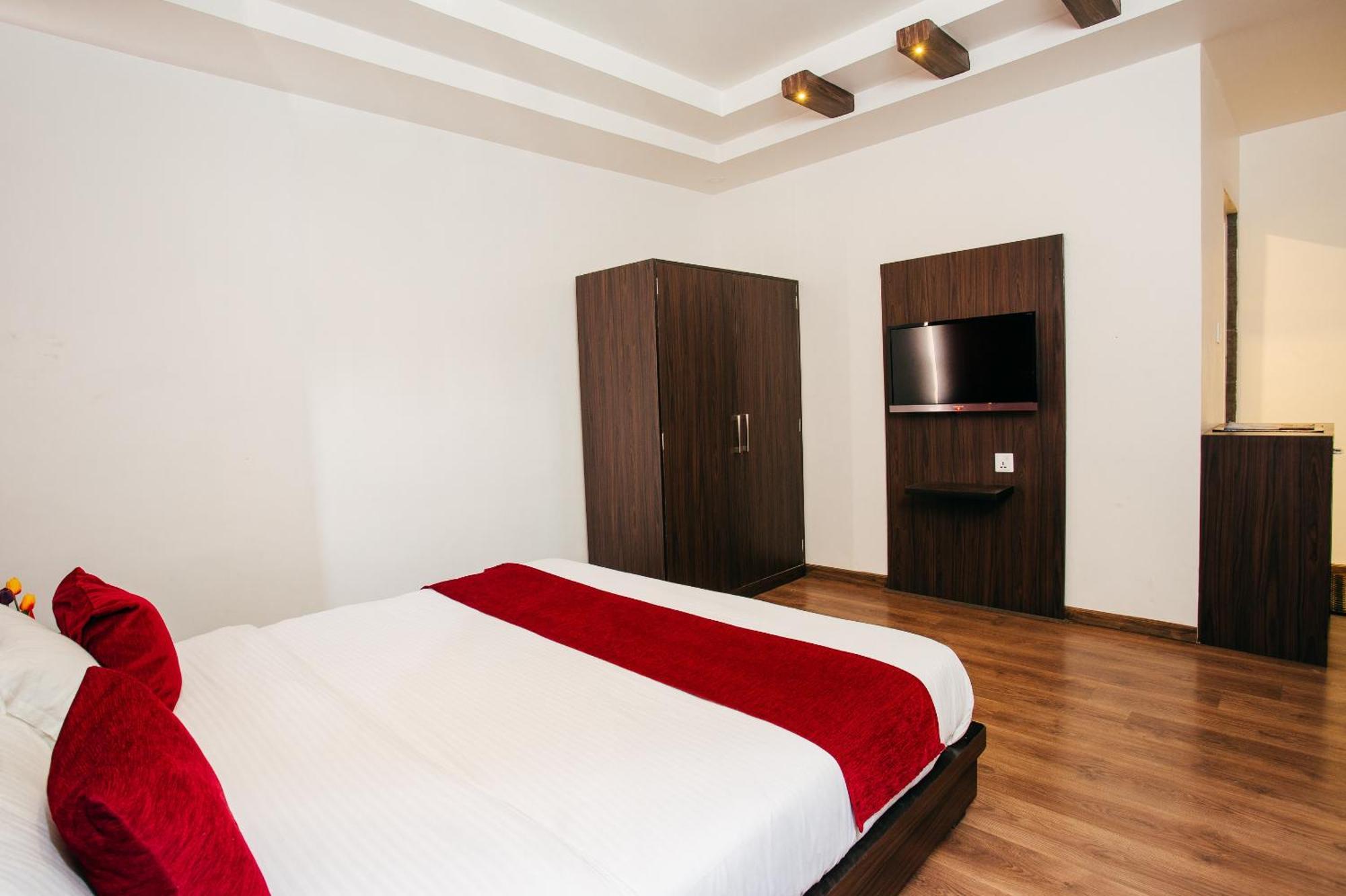 Oyo 11474 Gangaur Regency Boutique Hotel Káthmándú Exteriér fotografie